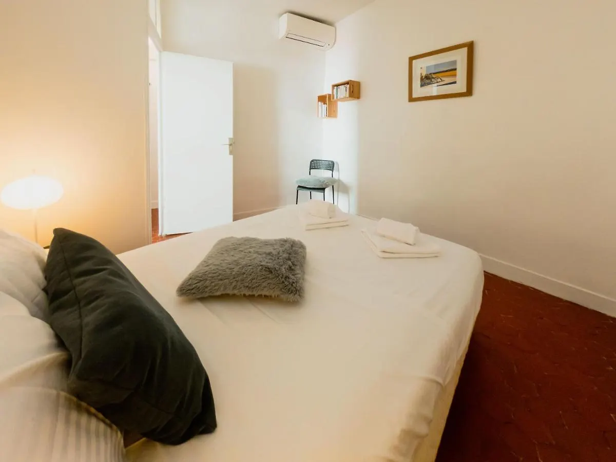 - Old Town - 4 Pers Vieux Nice Apartment 0*,  France